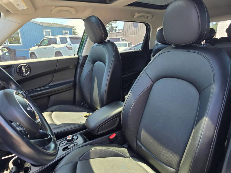 2017 MINI Countryman Cooper