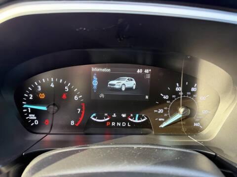 2020 Ford Escape SE