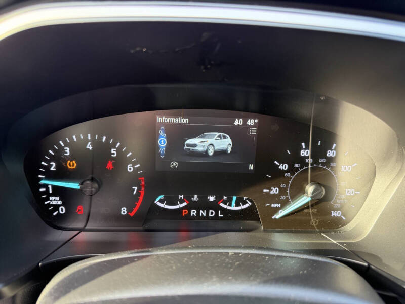 2020 Ford Escape SE