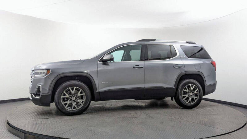 2022 GMC Acadia SLE