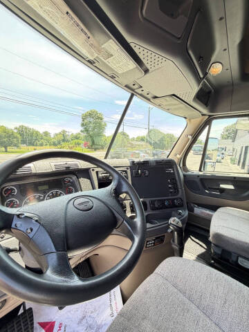 2013 Freightliner Cascadia