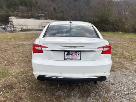2011 Chrysler 200 Limited