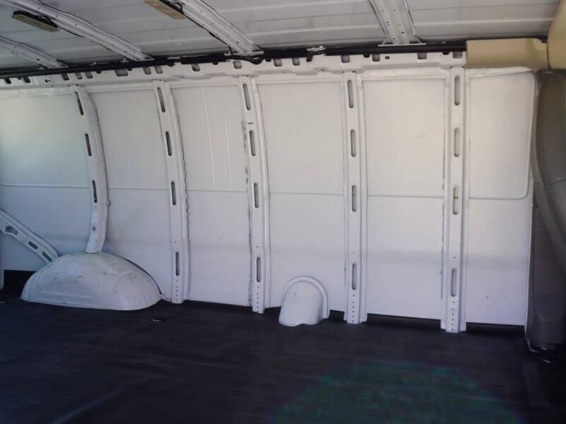 2021 Chevrolet Express 2500