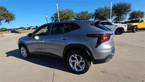 2024 Chevrolet Trax LS