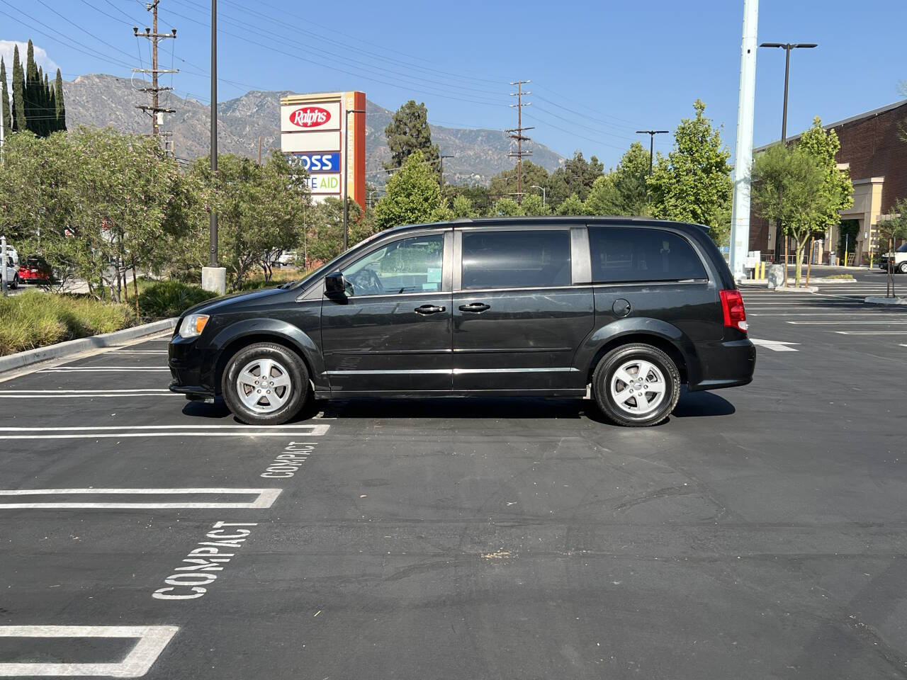 2012 Dodge Grand Caravan for sale at R&G Auto Sales in Tujunga, CA