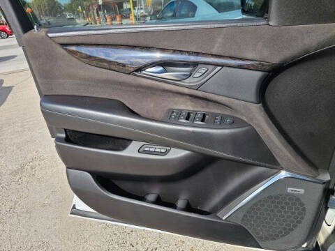 2016 Cadillac Escalade Platinum