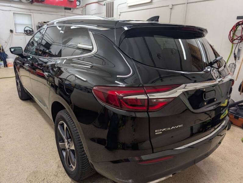 2020 Buick Enclave Essence