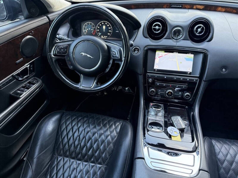 2016 Jaguar XJL Portfolio