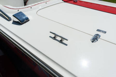 1994 Donzi Marine Classic 22