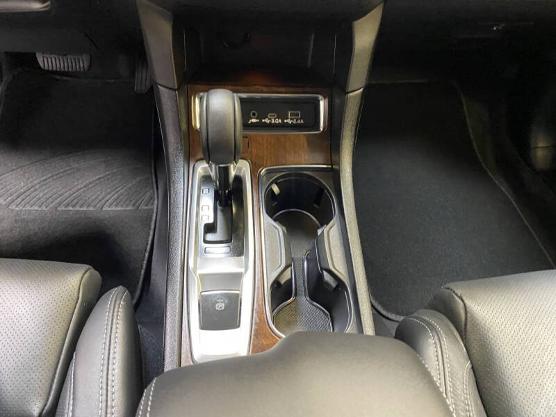 2025 Subaru Ascent Touring