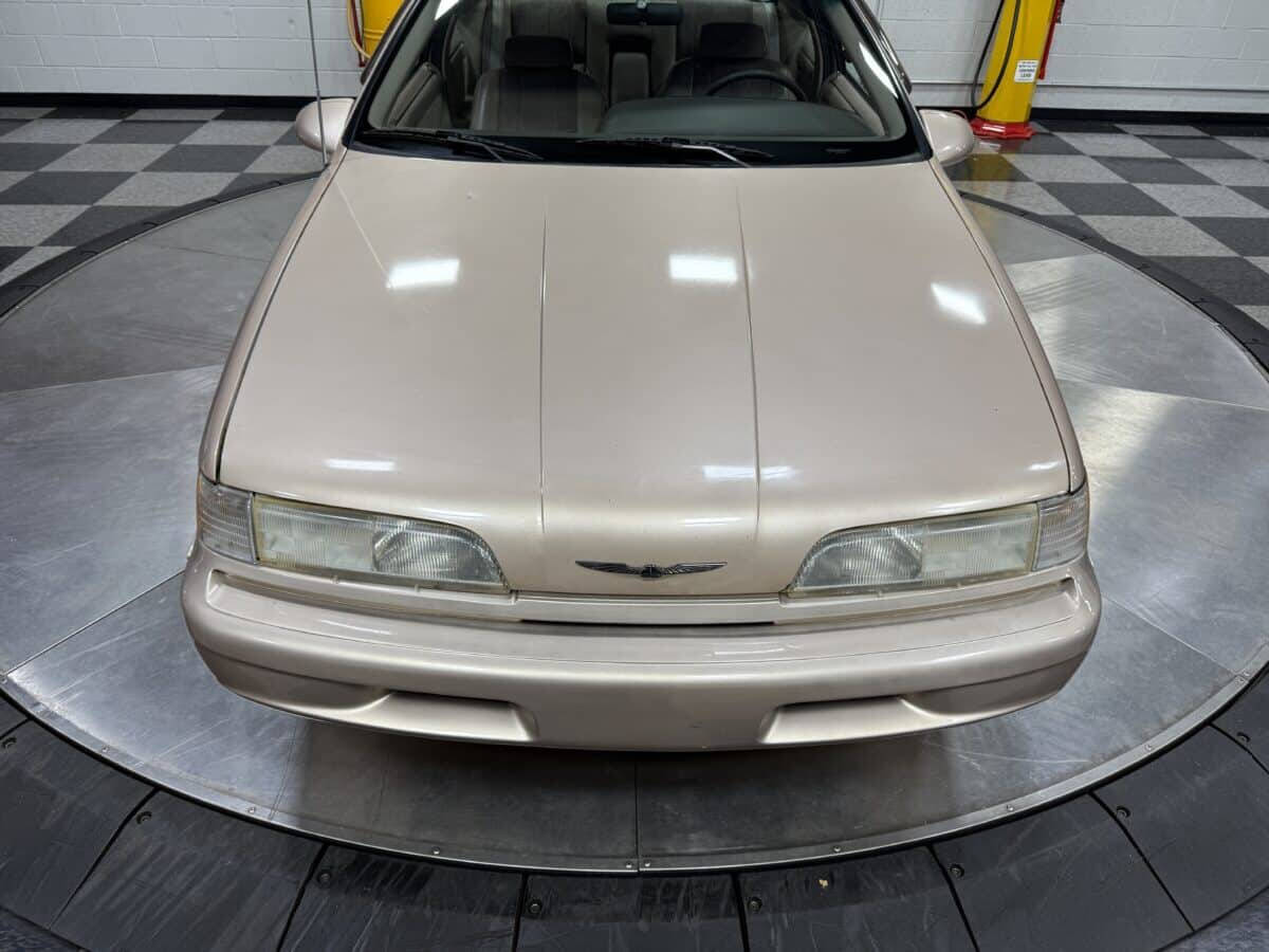 1993 Ford Thunderbird 16