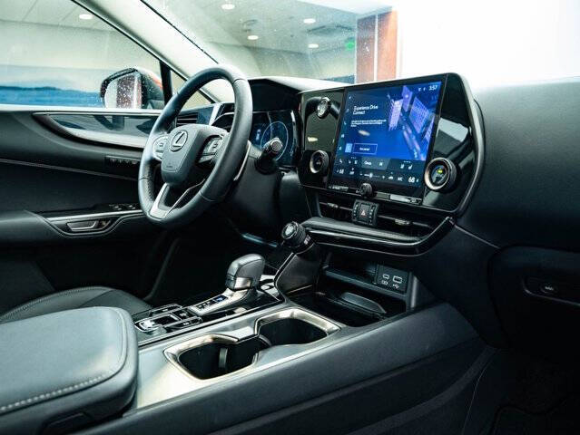 2023 Lexus NX 250 Premium