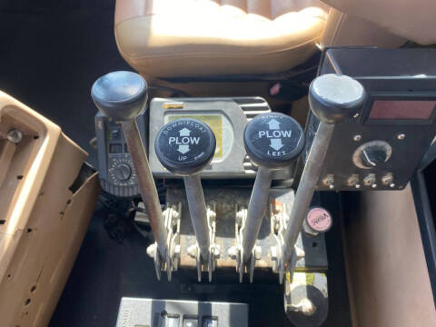 2006 Mack CV713