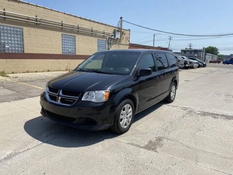 2018 Dodge Grand Caravan for sale at FAB Auto Inc in Roseville MI