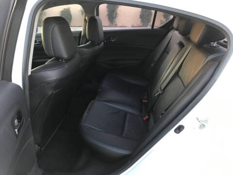 2013 Acura ILX 2.0L w/Tech