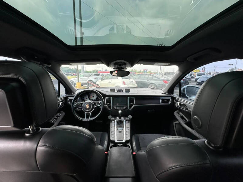 2017 Porsche Macan GTS