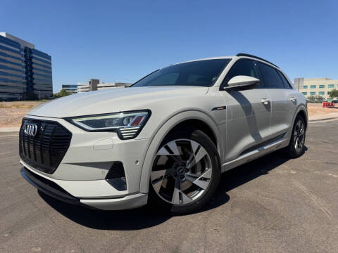 2021 Audi e-tron quattro Premium