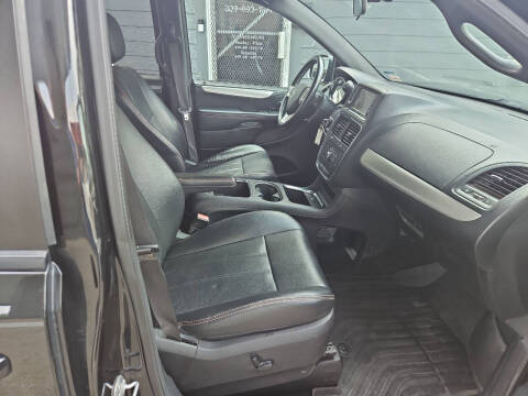 2015 Dodge Grand Caravan R/T