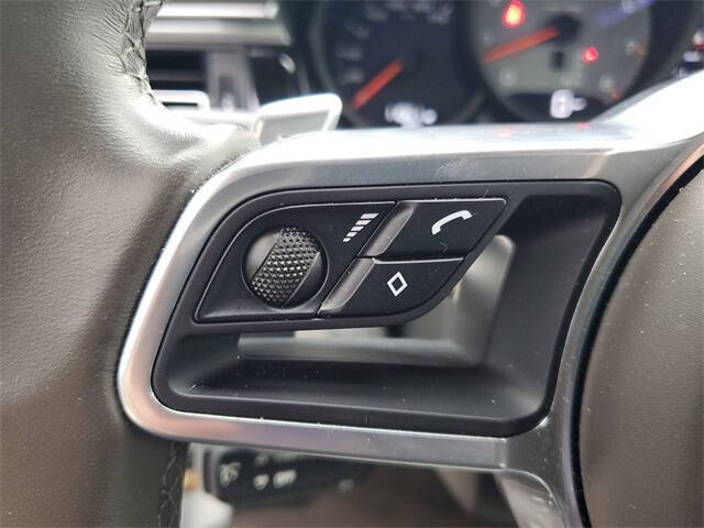 2020 Porsche Macan S