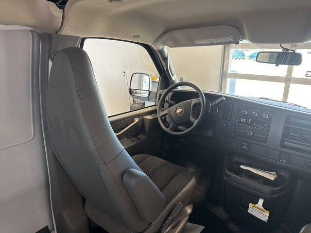 2026 Chevrolet Express 3500