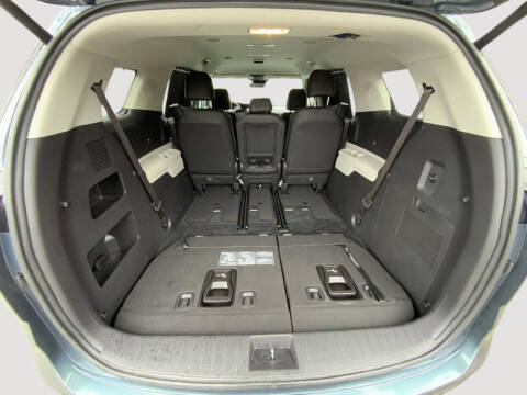 2024 Kia Carnival EX