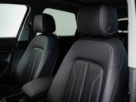 2023 Audi Q5 quattro Premium 40 TFSI