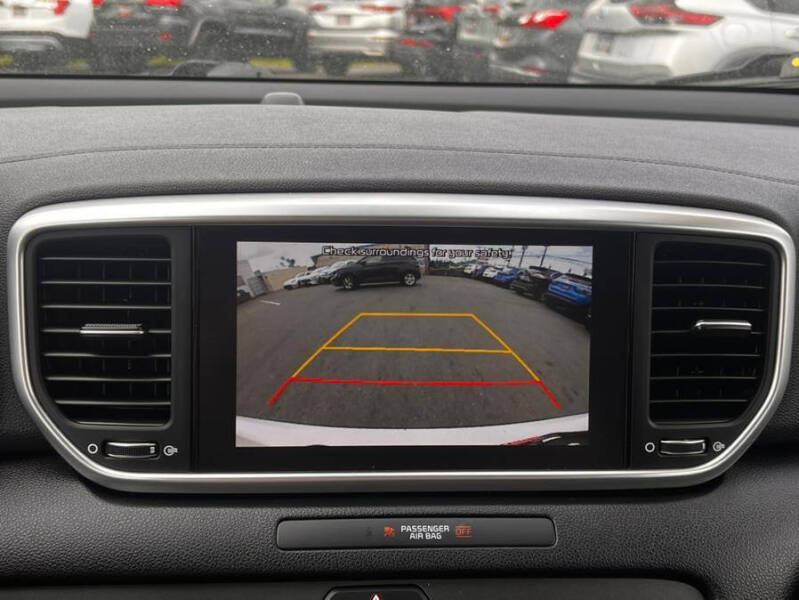 2022 Kia Sportage LX