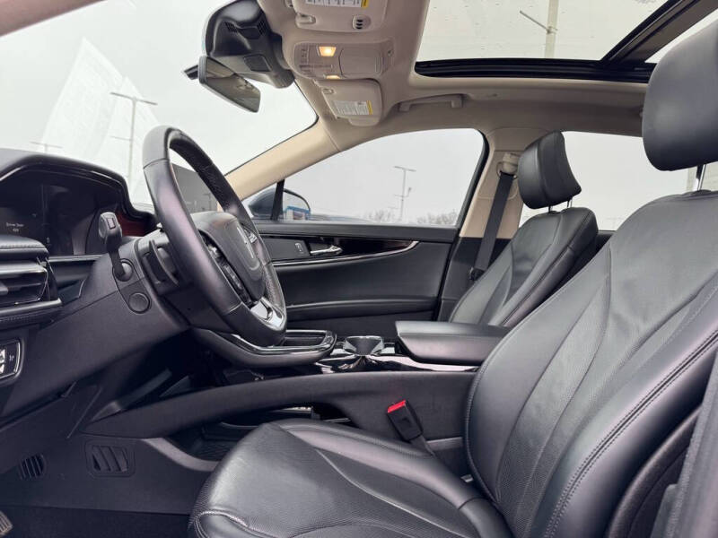 2022 Lincoln Nautilus Reserve