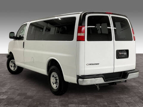 2020 Chevrolet Express LT 2500