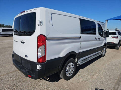 2023 Ford Transit