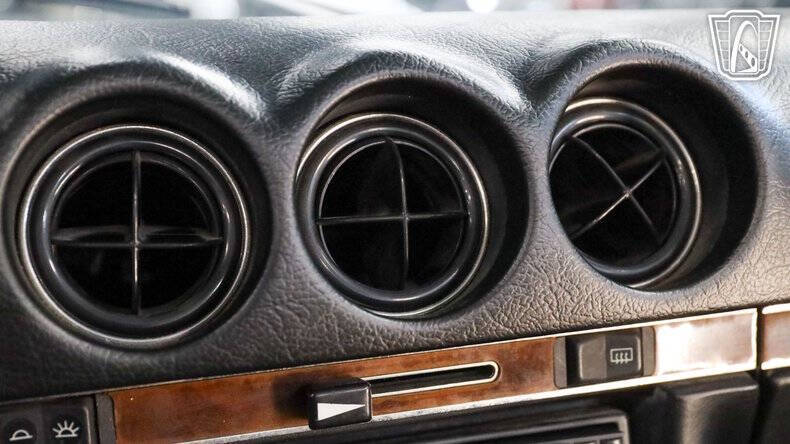 1984 Mercedes-Benz 500-Class