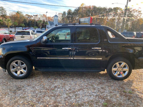 2011 Chevrolet Avalanche for sale at THE AUTO GROUP OF EASLEY, LLC in Easley SC