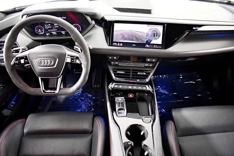 2022 Audi RS e-tron GT quattro