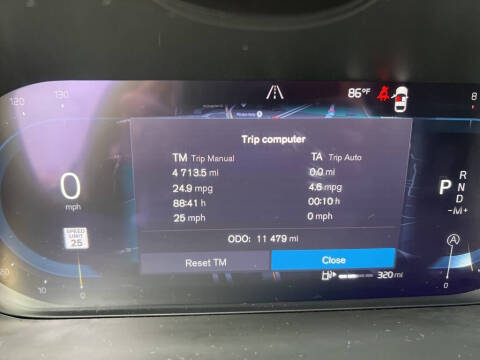 2025 Volvo XC60 B5 Plus Dark Theme