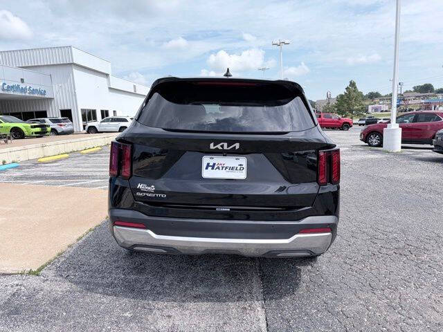 2024 Kia Sorento S