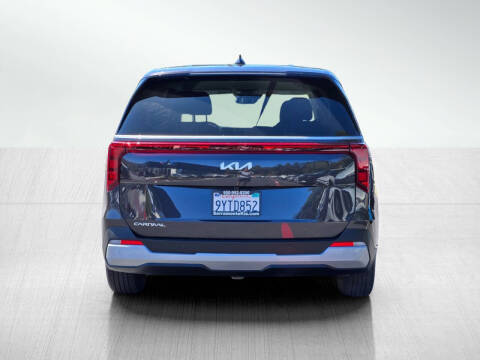 2026 Kia Carnival LX