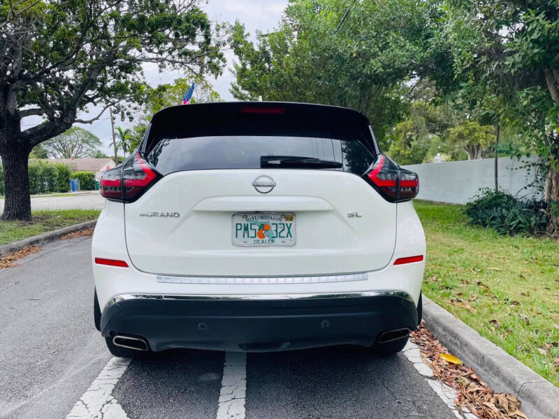 2023 Nissan Murano SL