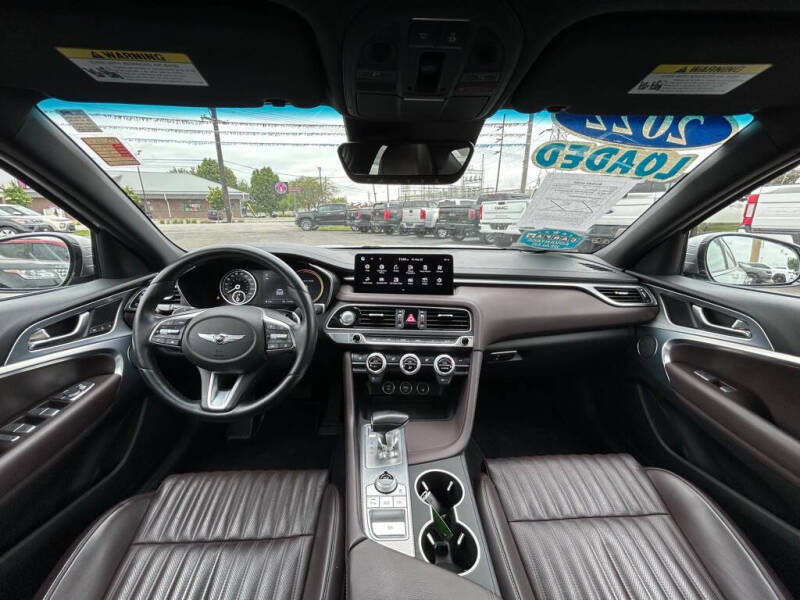 2022 Genesis G70