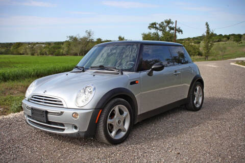 2006 MINI Cooper for sale at Village Motors Of Salado in Salado TX