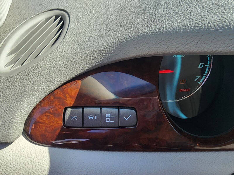 2011 Buick Lucerne CX