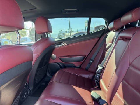 2018 Kia Stinger GT2