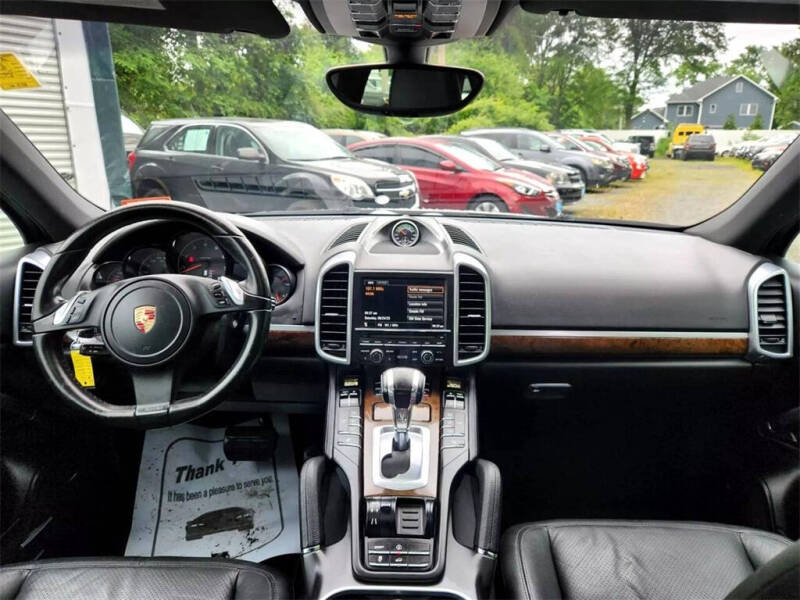 2012 Porsche Cayenne Tiptronic