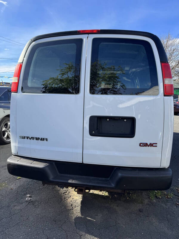 2013 GMC Savana 3500