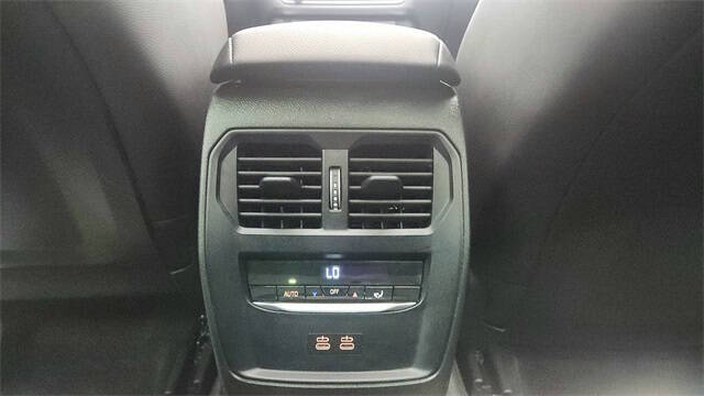 2025 BMW 3 Series M340i