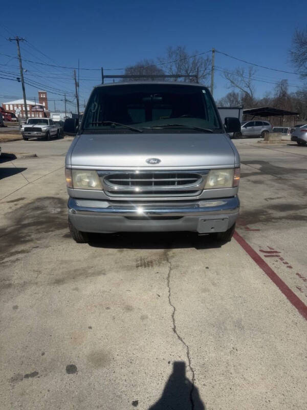 2001 Ford E-Series E-150 XL