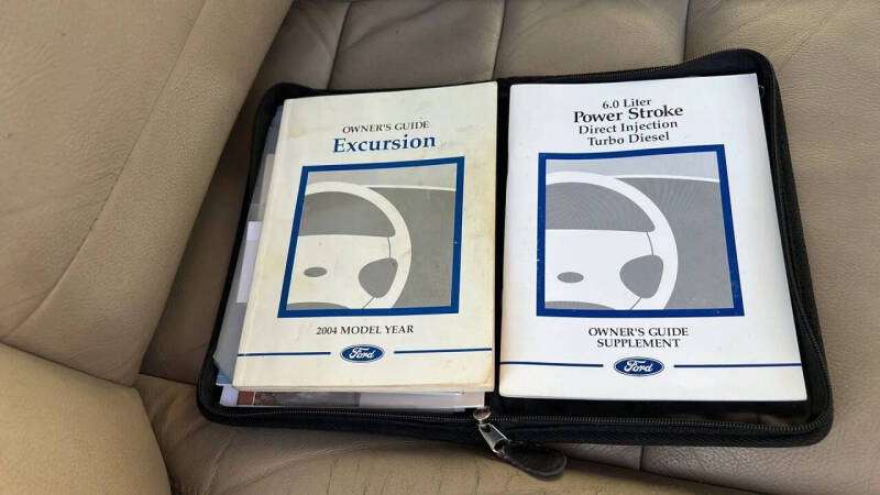 2004 Ford Excursion Limited