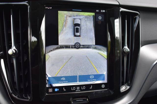 2025 Volvo XC60 T8 Plus Dark Theme