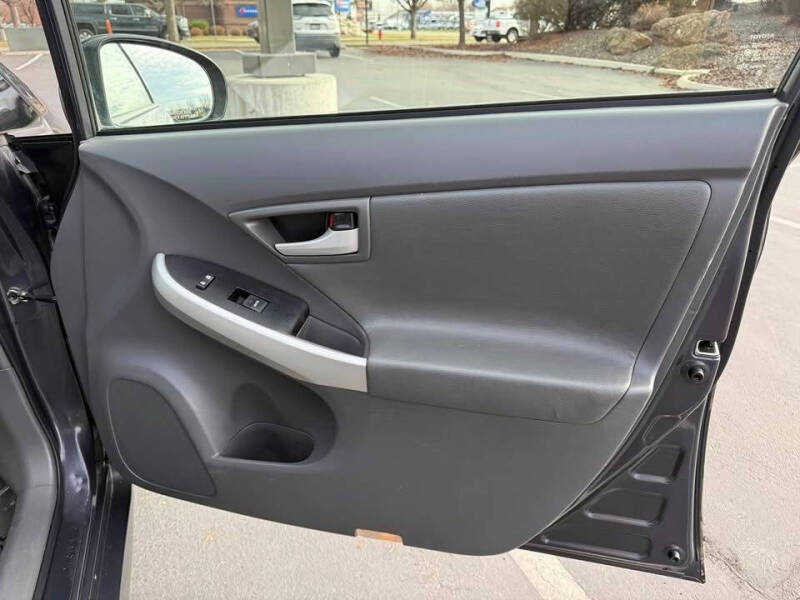 2011 Toyota Prius Two