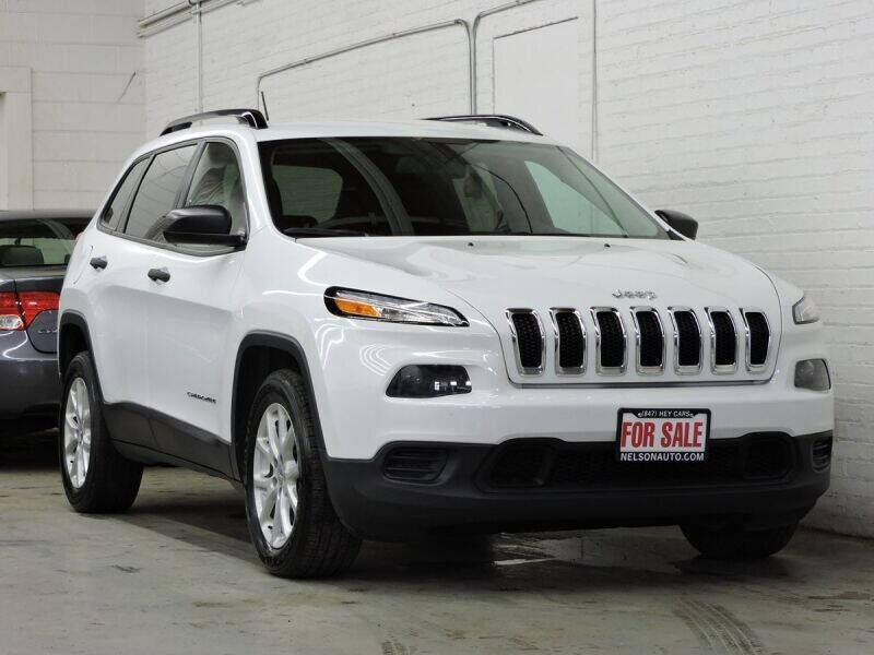 2016 Jeep Cherokee Sport