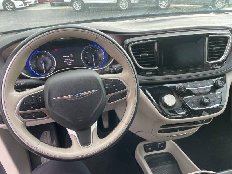 2017 Chrysler Pacifica Limited